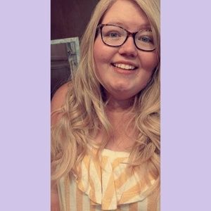 Meet your Posher, Jade